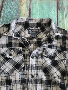 American Rag Men’s Black & White Plaid Button-Up Shirt
